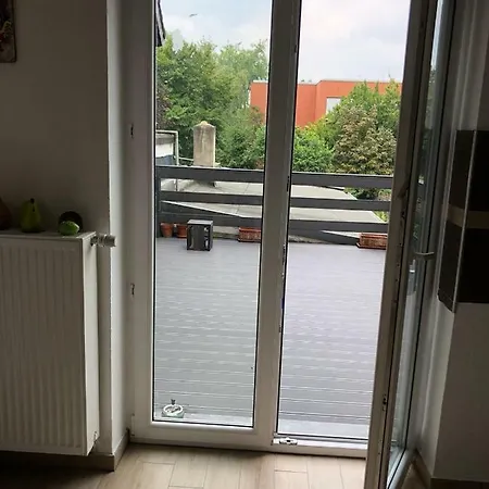 Kolner Ferienwohnung Nahe Messe Mit Terrasse Colonia